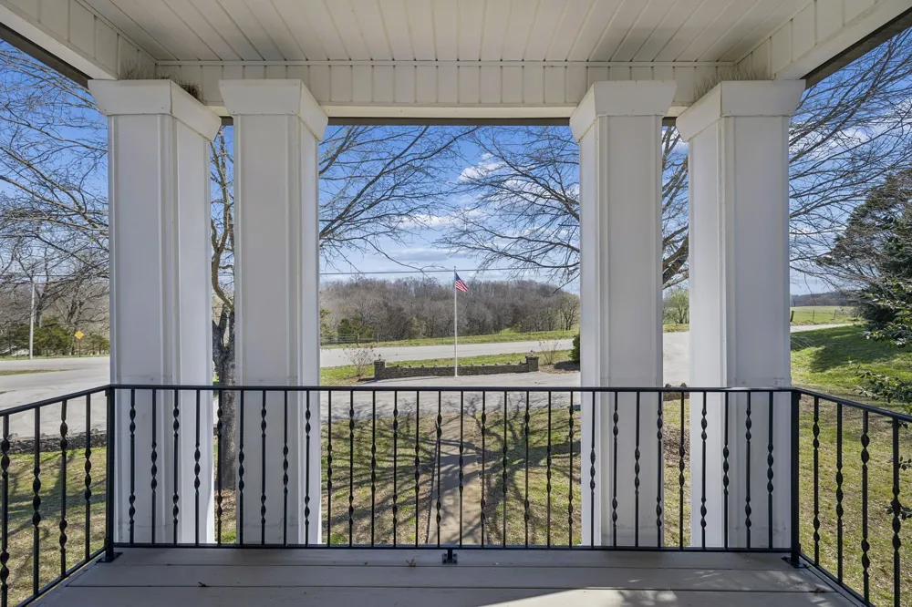 1668 Old Lewisburg Hwy Columbia, TN 38401