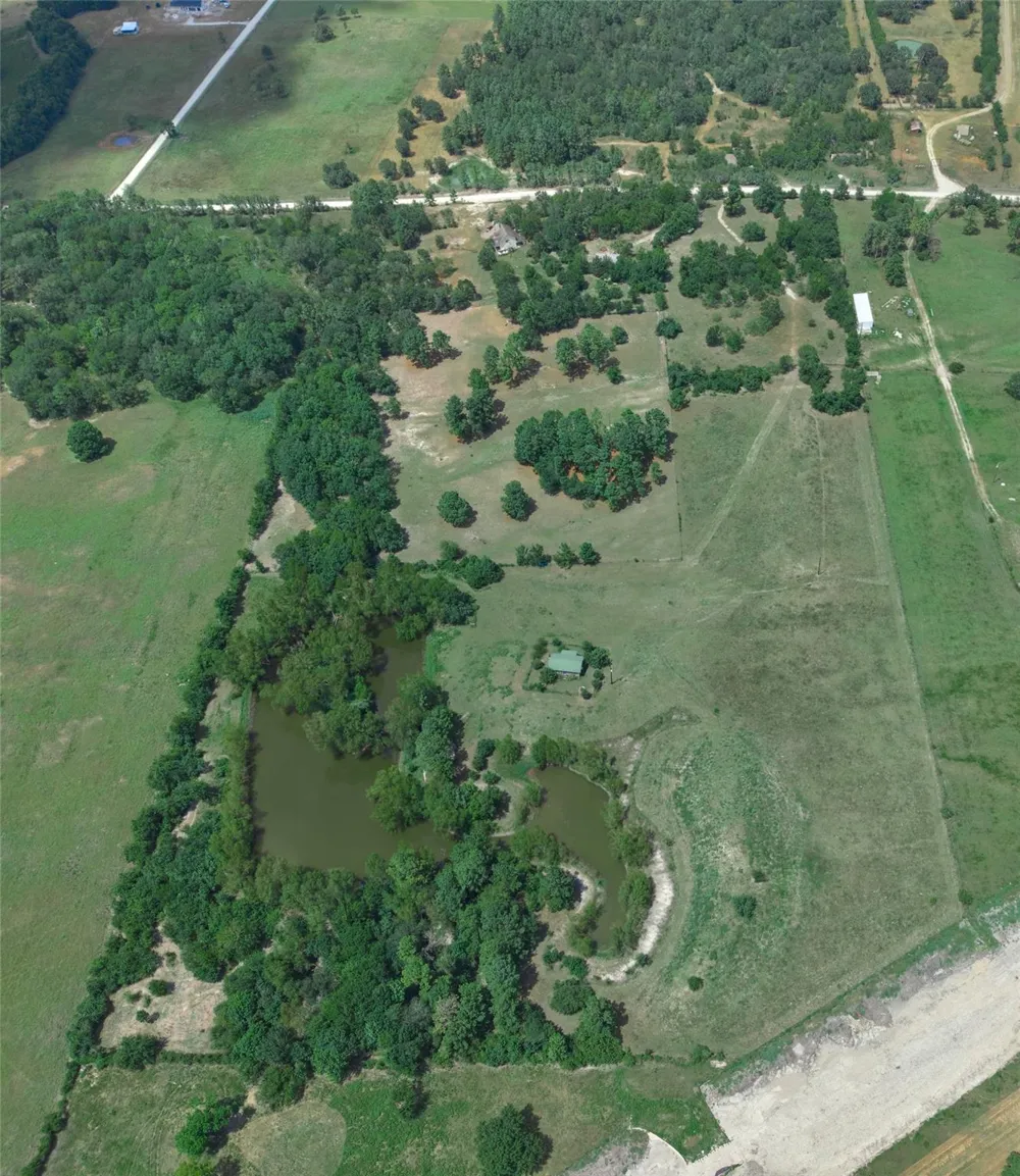 Davis Road Huntsville, TX 77320