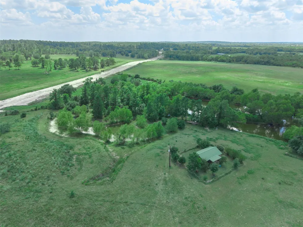 Davis Road Huntsville, TX 77320