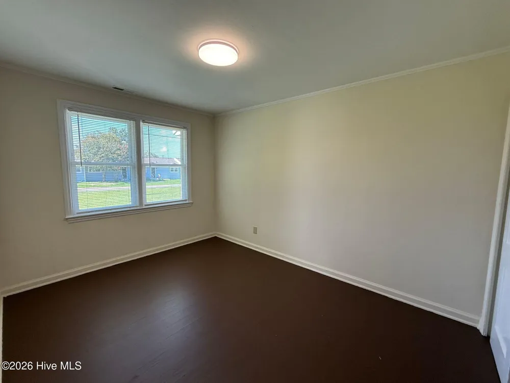 2261 Onslow Drive Jacksonville, NC 28540