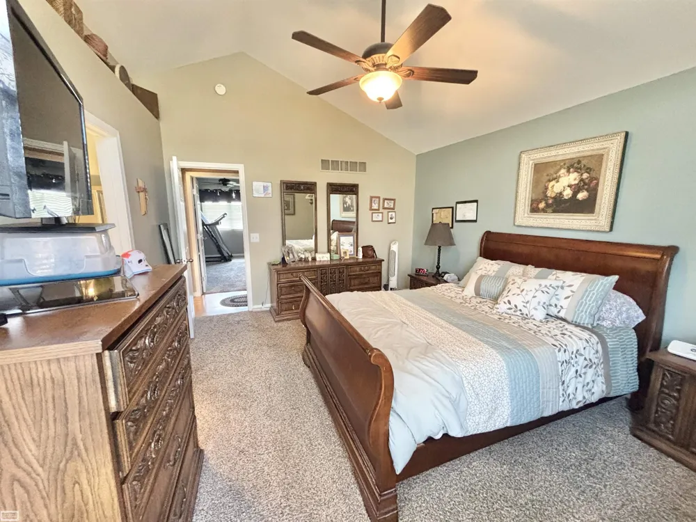 34904 Chickadee Ridge Ridge Richmond City, MI 48062