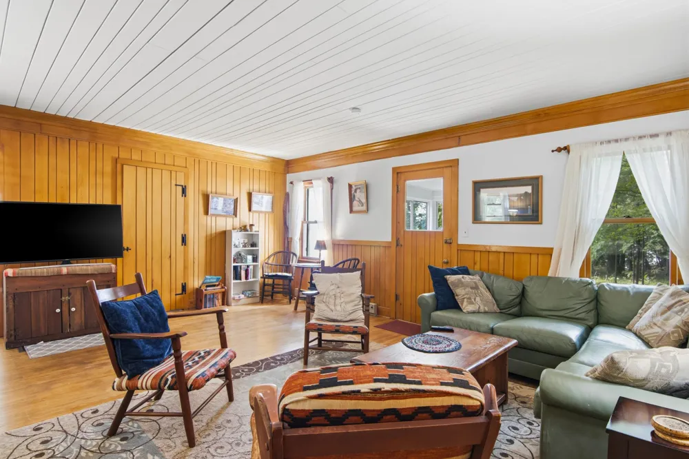 7356 SE Torch Lake Drive Helena Township, MI 49612