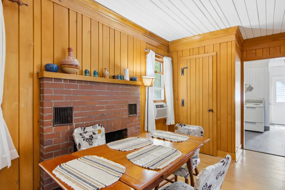7356 SE Torch Lake Drive Helena Township, MI 49612