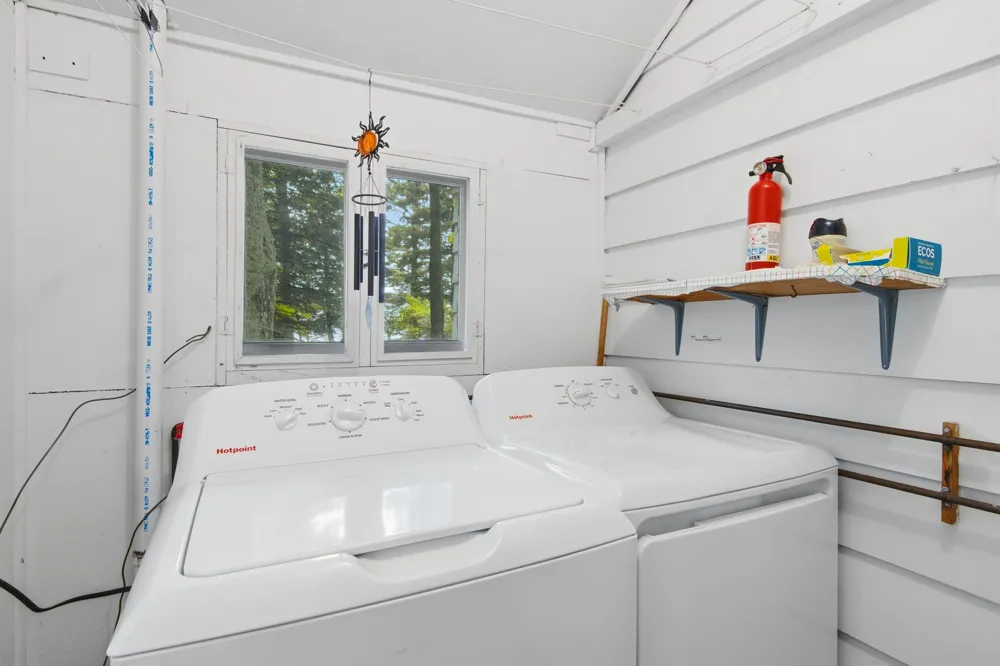 7356 SE Torch Lake Drive Helena Township, MI 49612