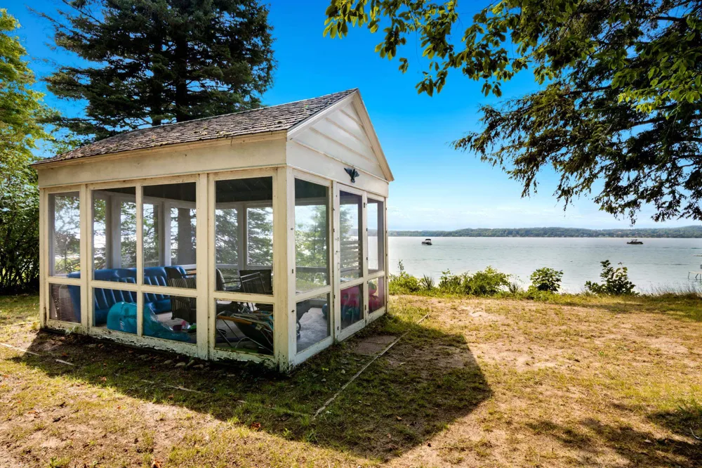 7356 SE Torch Lake Drive Helena Township, MI 49612