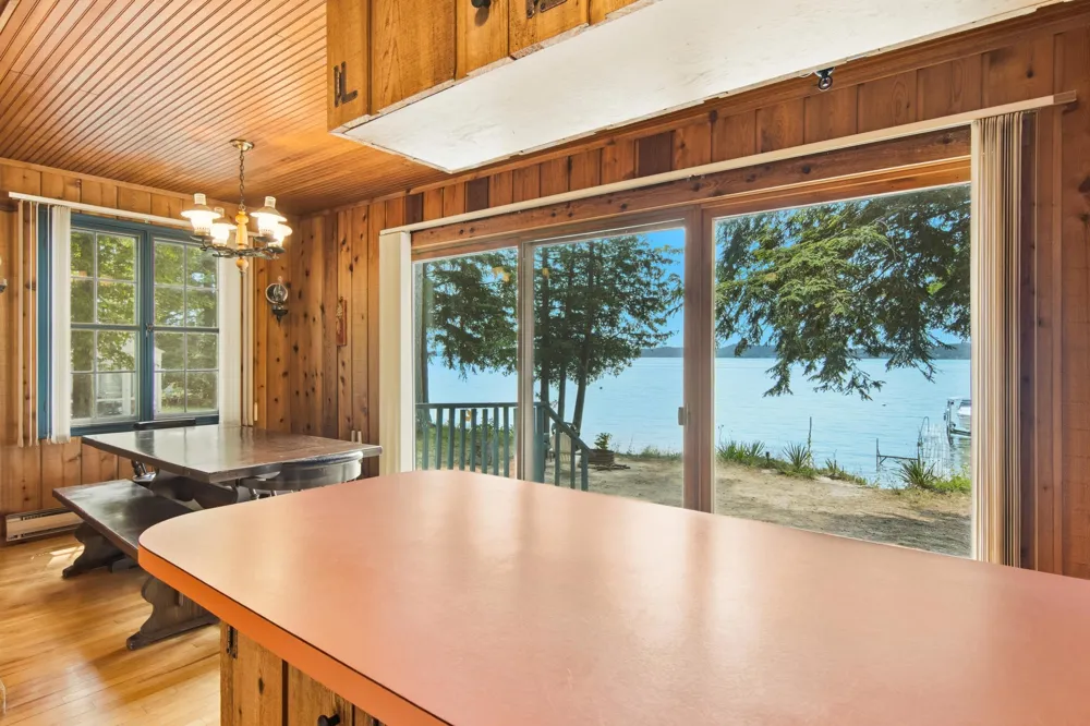 7356 SE Torch Lake Drive Helena Township, MI 49612