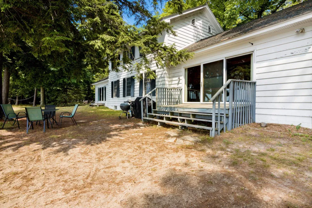 7356 SE Torch Lake Drive Helena Township, MI 49612