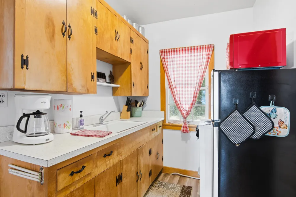 7356 SE Torch Lake Drive Helena Township, MI 49612