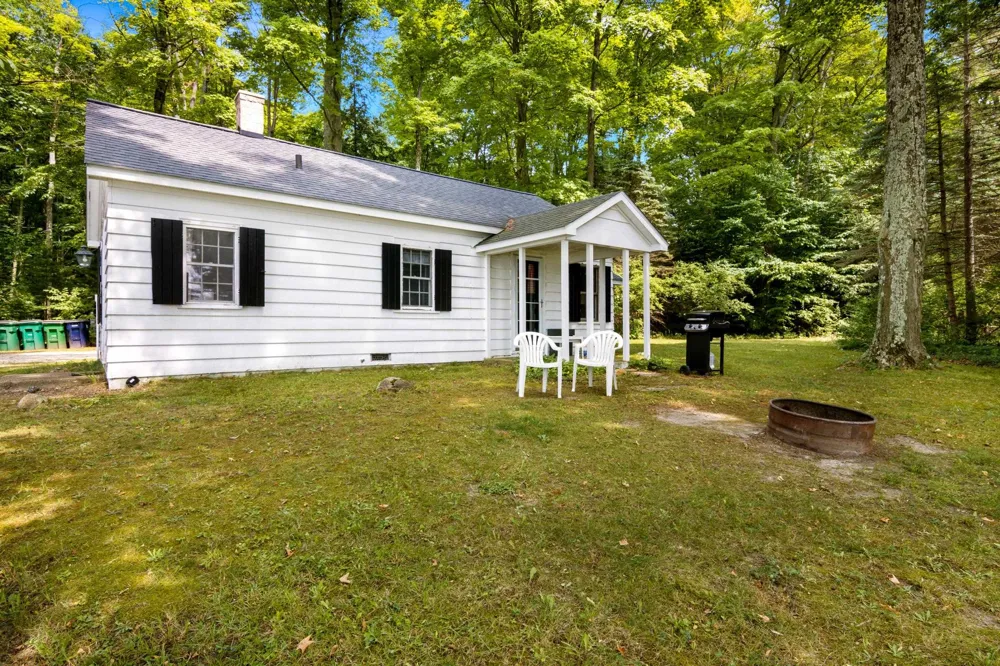 7356 SE Torch Lake Drive Helena Township, MI 49612