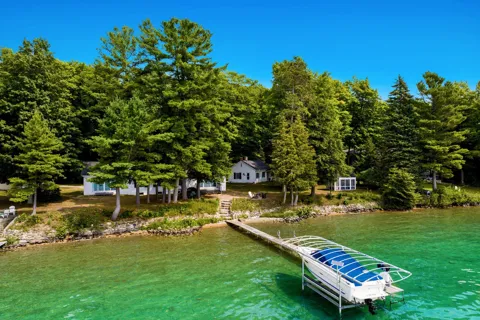 7356 SE Torch Lake Drive