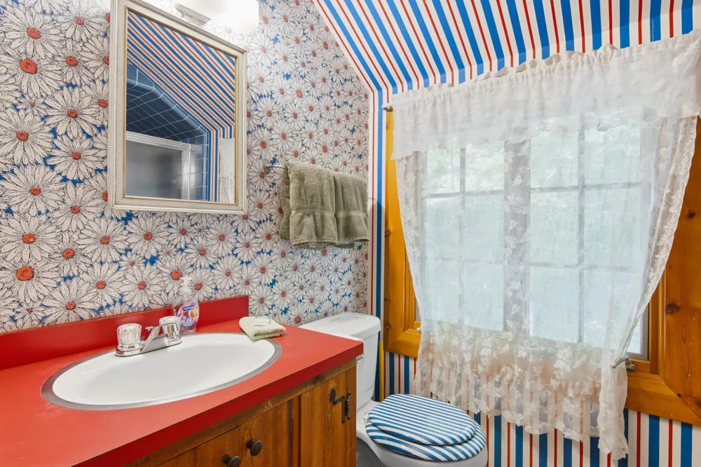 7356 SE Torch Lake Drive Helena Township, MI 49612