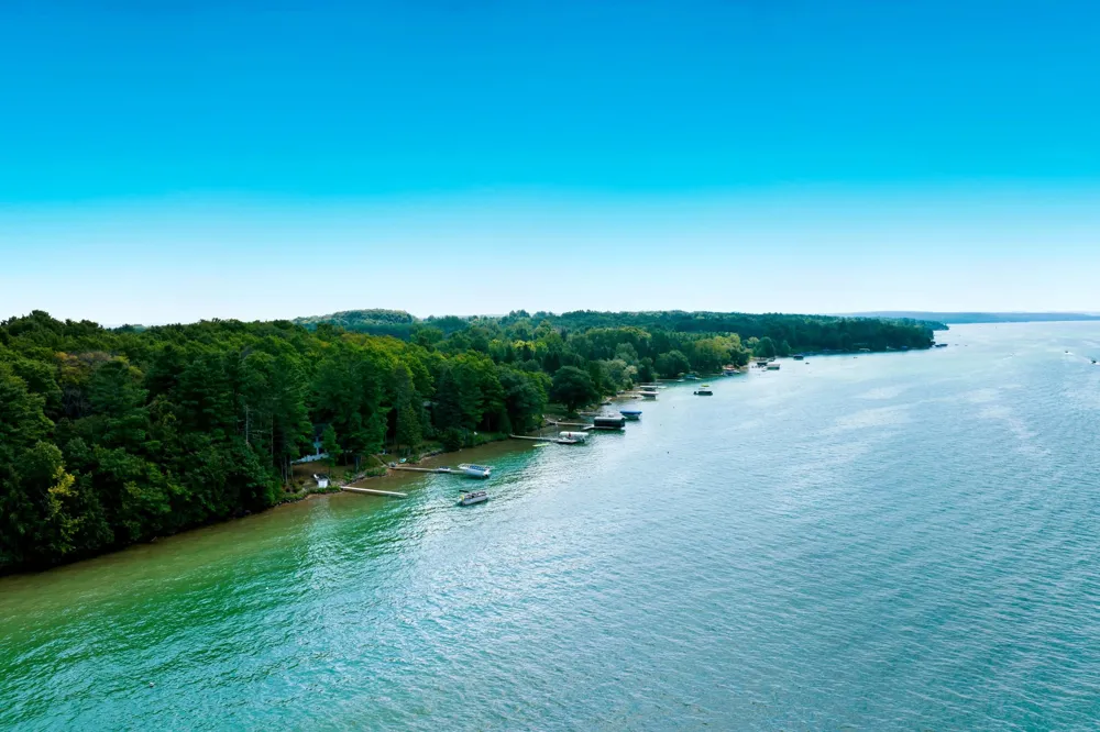 7356 SE Torch Lake Drive Helena Township, MI 49612
