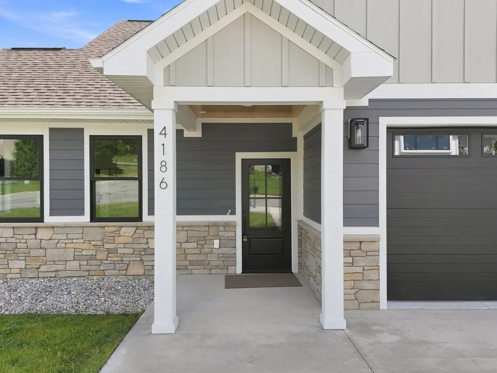 4186 Aquila Court Garfield Charter Township, MI 49684