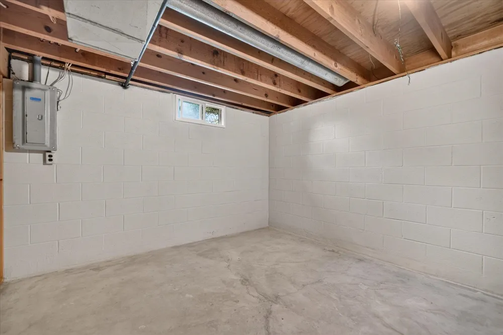 214 Reed Street Ashley Village, MI 48806