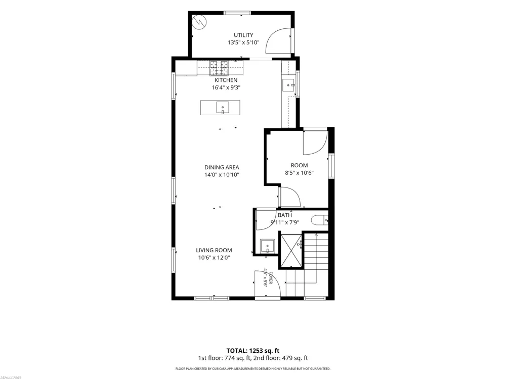 28751 Maple Street Roseville City, MI 48066