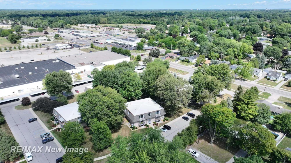 104 Provincial Court Saginaw Charter Township, MI 48638