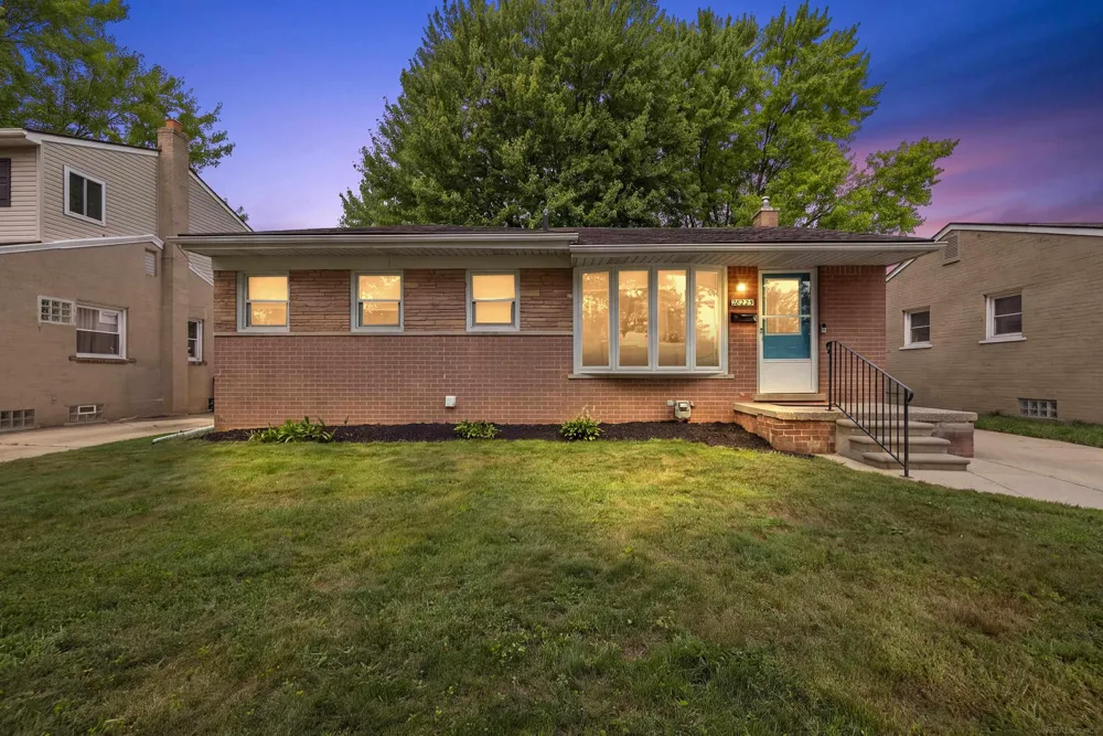 28225 Delton Street Madison Heights City, MI 48071