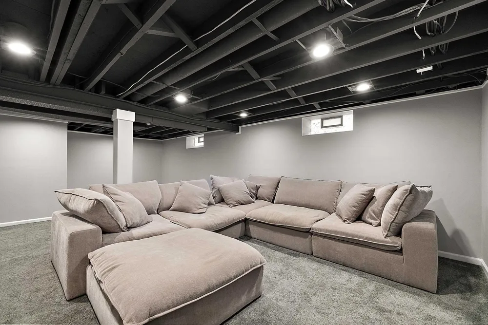 28225 Delton Street Madison Heights City, MI 48071