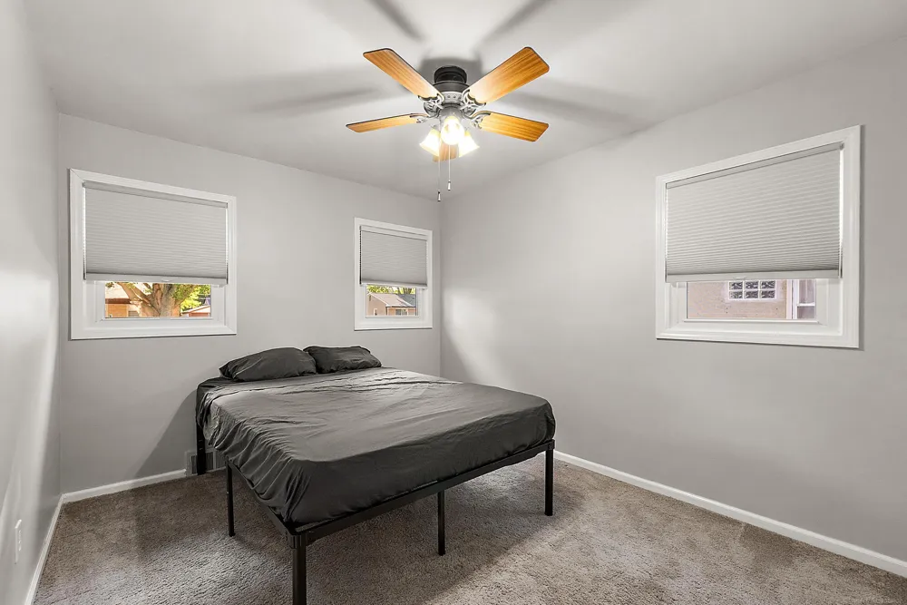 28225 Delton Street Madison Heights City, MI 48071