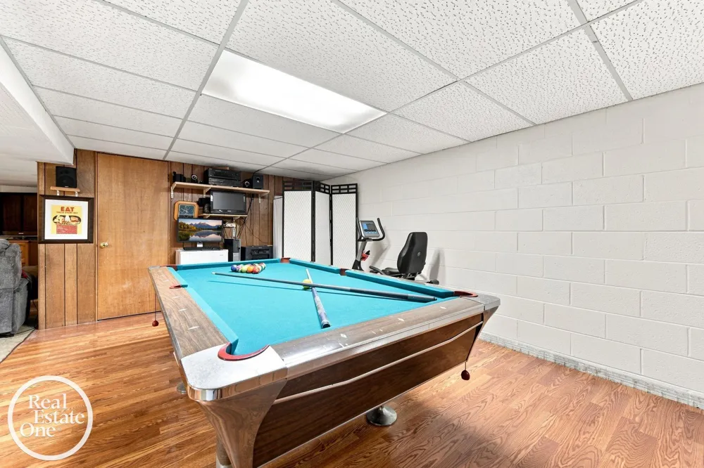 38308 Hidden Lane Clinton Charter Township, MI 48036