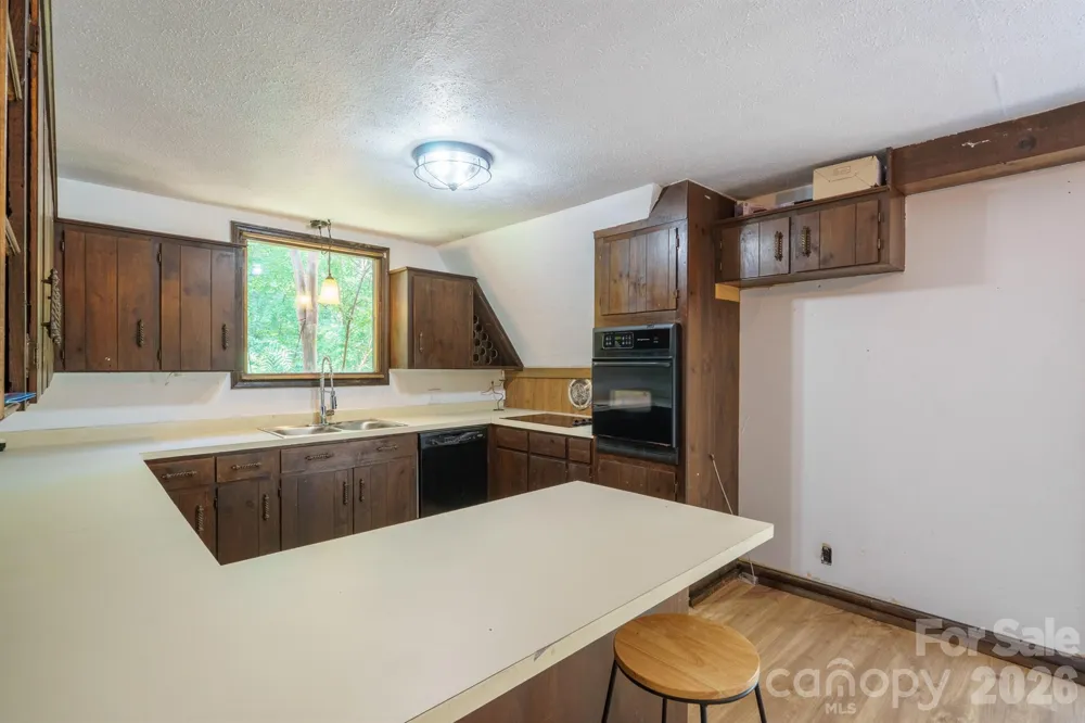 2776 US 64 Highway Morganton, NC 28655