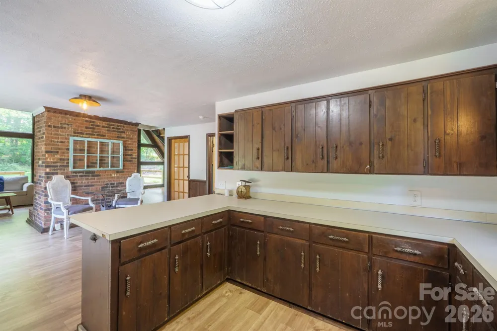 2776 US 64 Highway Morganton, NC 28655