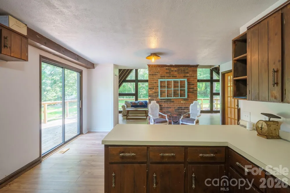 2776 US 64 Highway Morganton, NC 28655