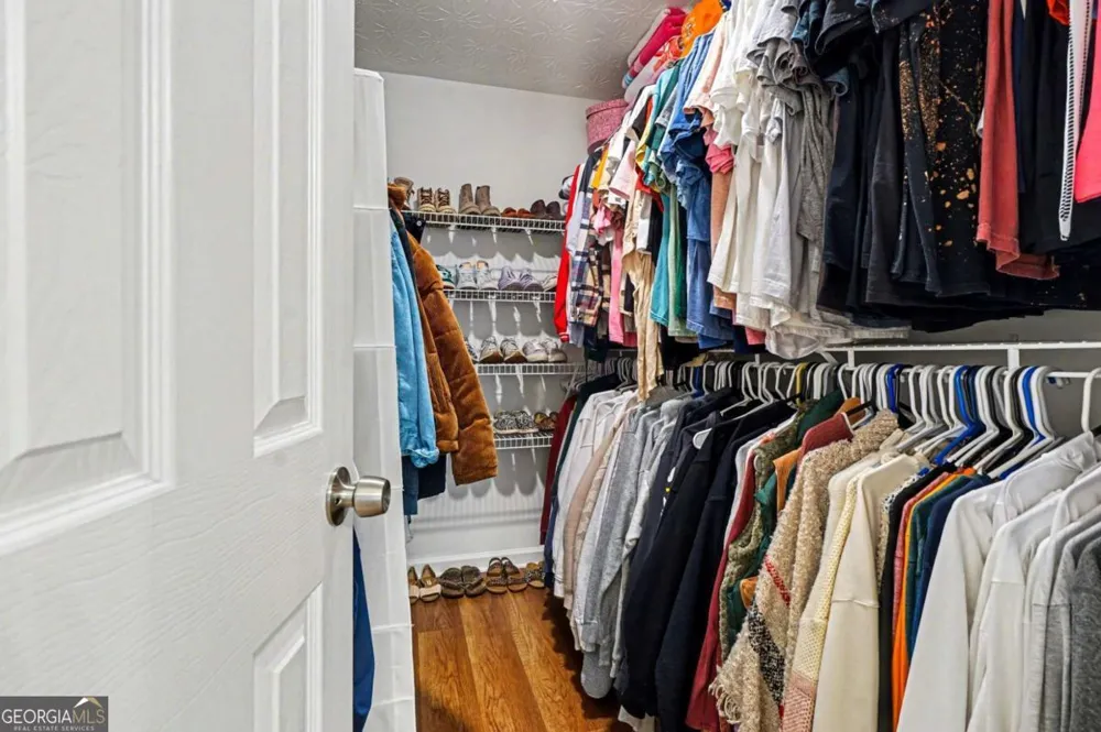 315 Shadowbrooke CIR Loganville, GA 30052