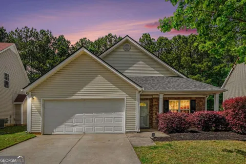 315 Shadowbrooke CIR