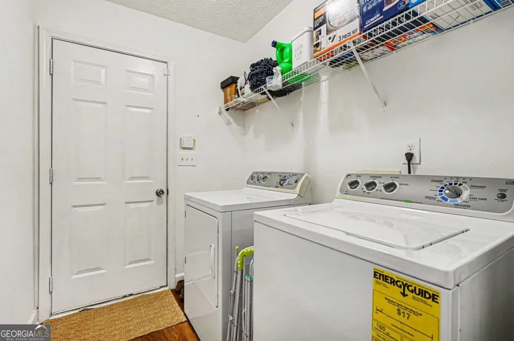 315 Shadowbrooke CIR Loganville, GA 30052