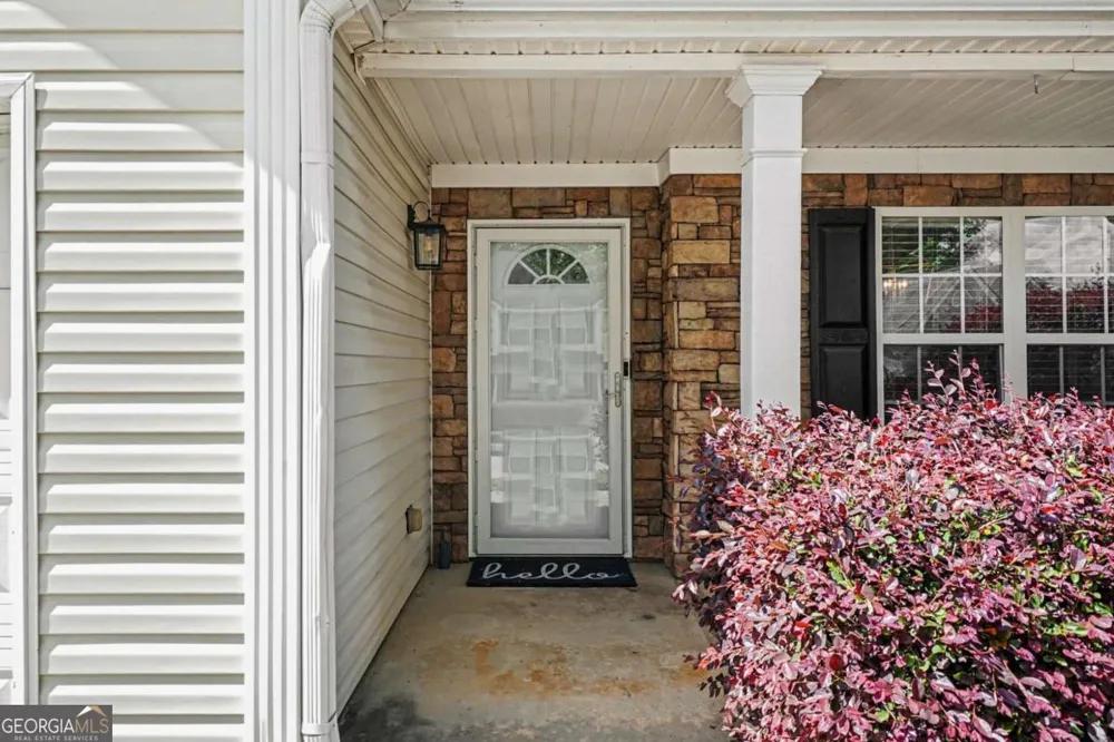 315 Shadowbrooke CIR Loganville, GA 30052
