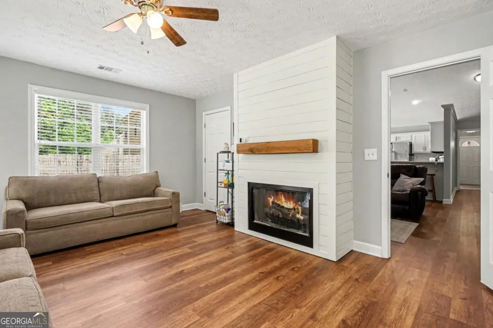 315 Shadowbrooke CIR Loganville, GA 30052