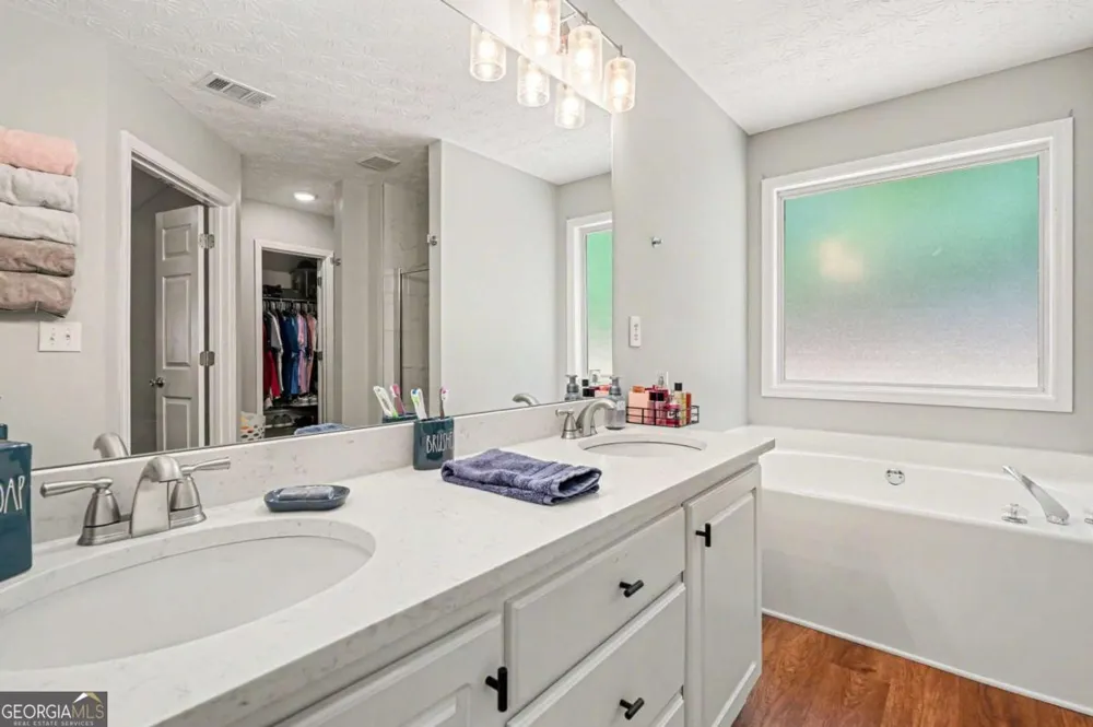 315 Shadowbrooke CIR Loganville, GA 30052