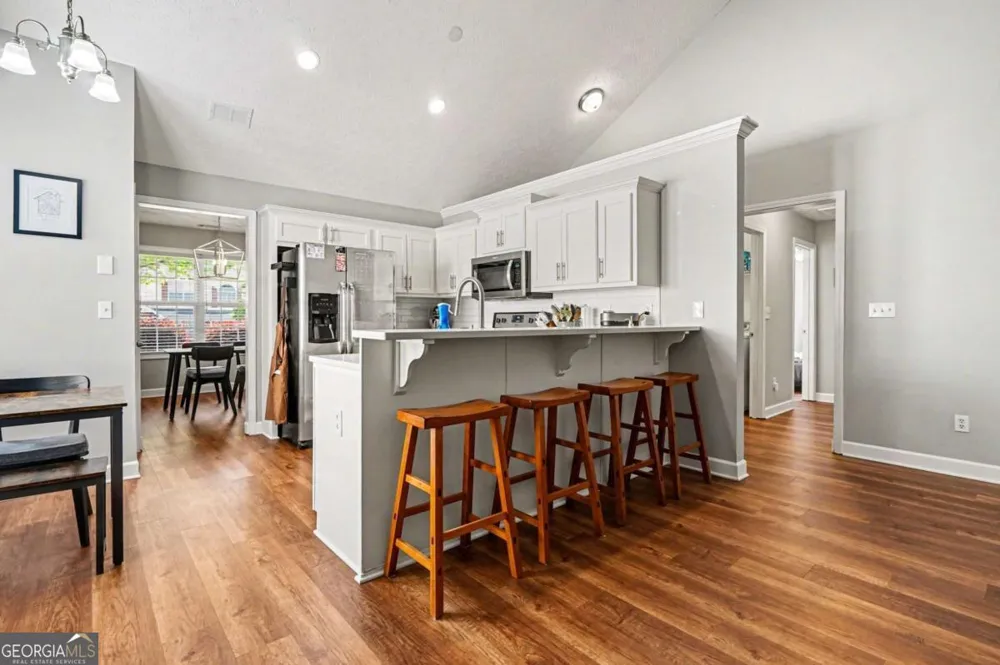 315 Shadowbrooke CIR Loganville, GA 30052