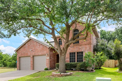 1901 Highland Oaks Drive