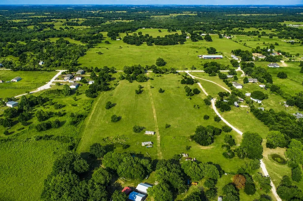 CR 1250 Whitney, TX 76692