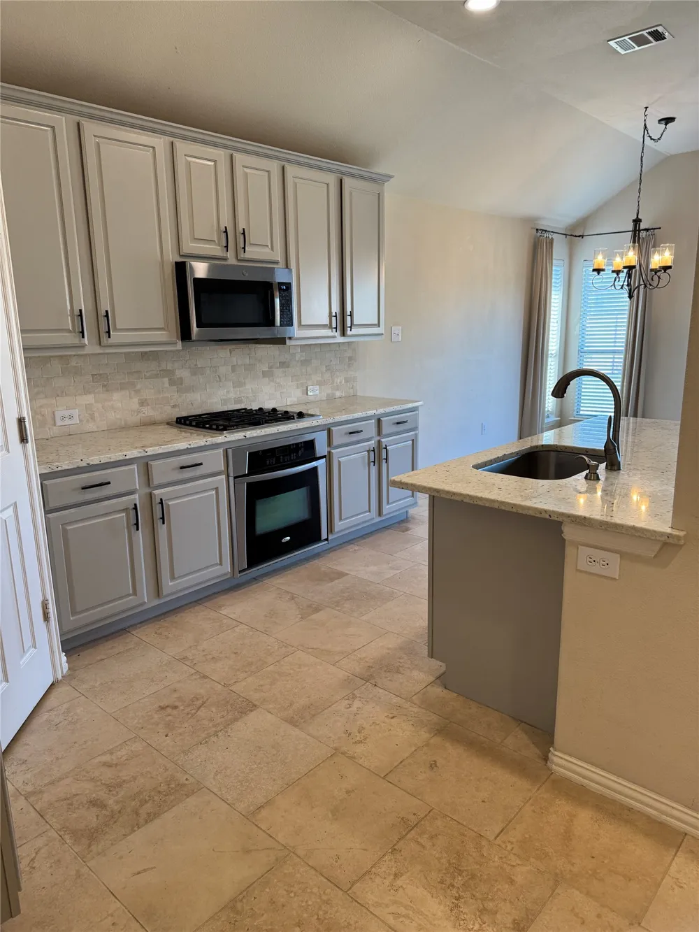 909 White Porch Avenue Forney, TX 75126
