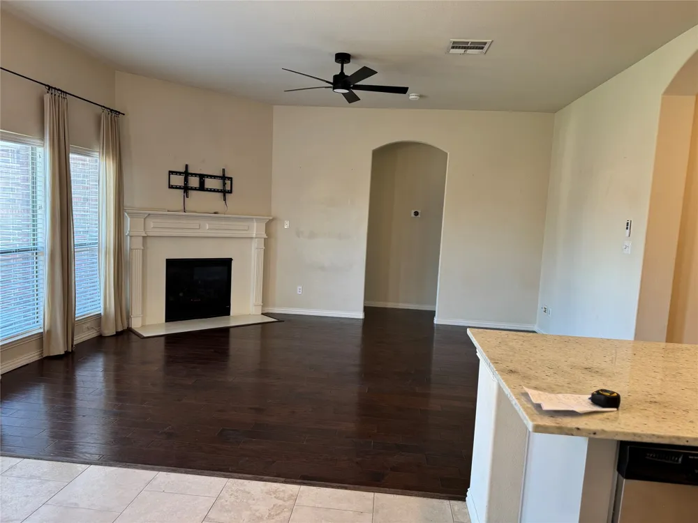909 White Porch Avenue Forney, TX 75126