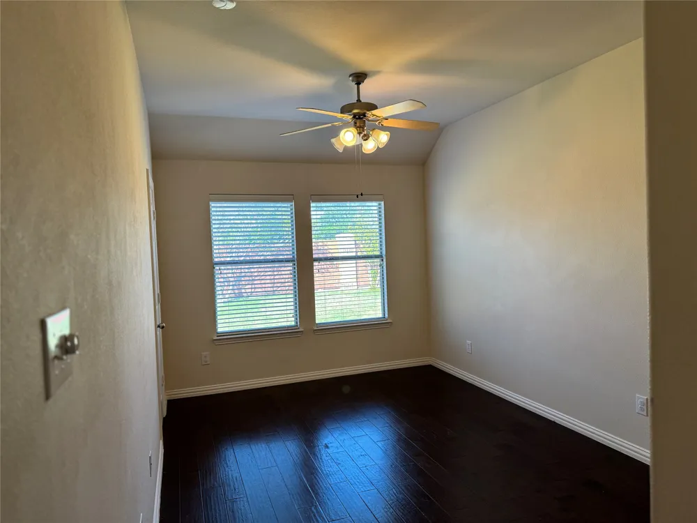 909 White Porch Avenue Forney, TX 75126