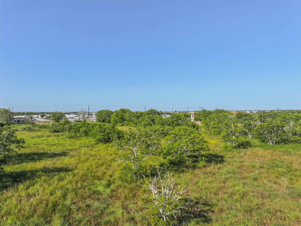 2375 E Fm 517 San Leon, TX 77539