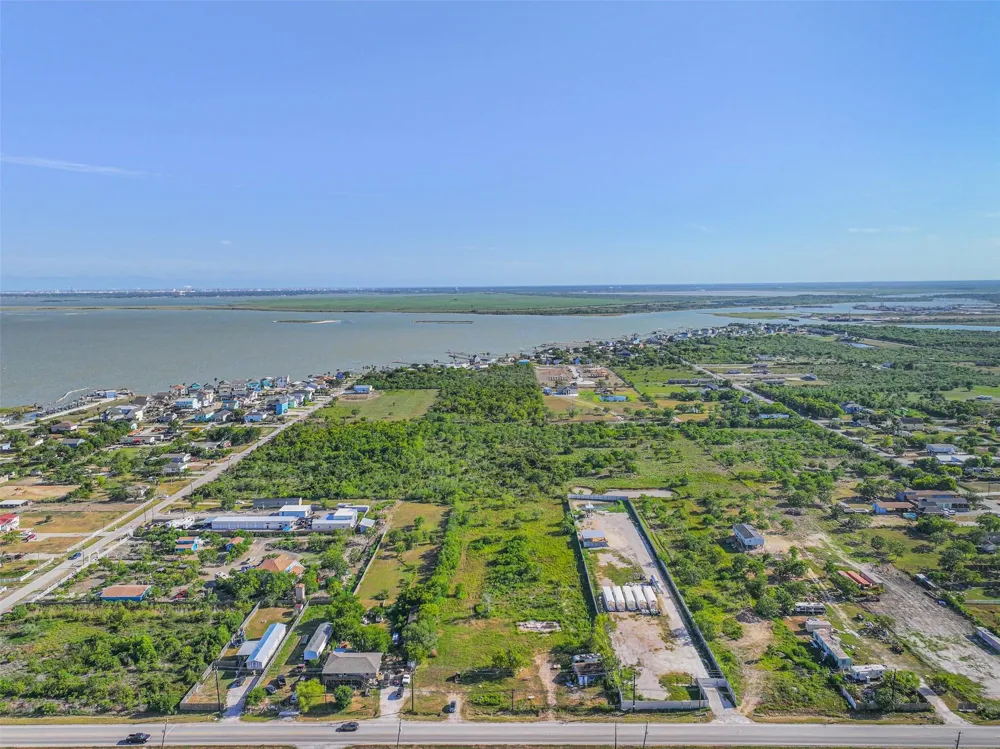 2375 E Fm 517 San Leon, TX 77539