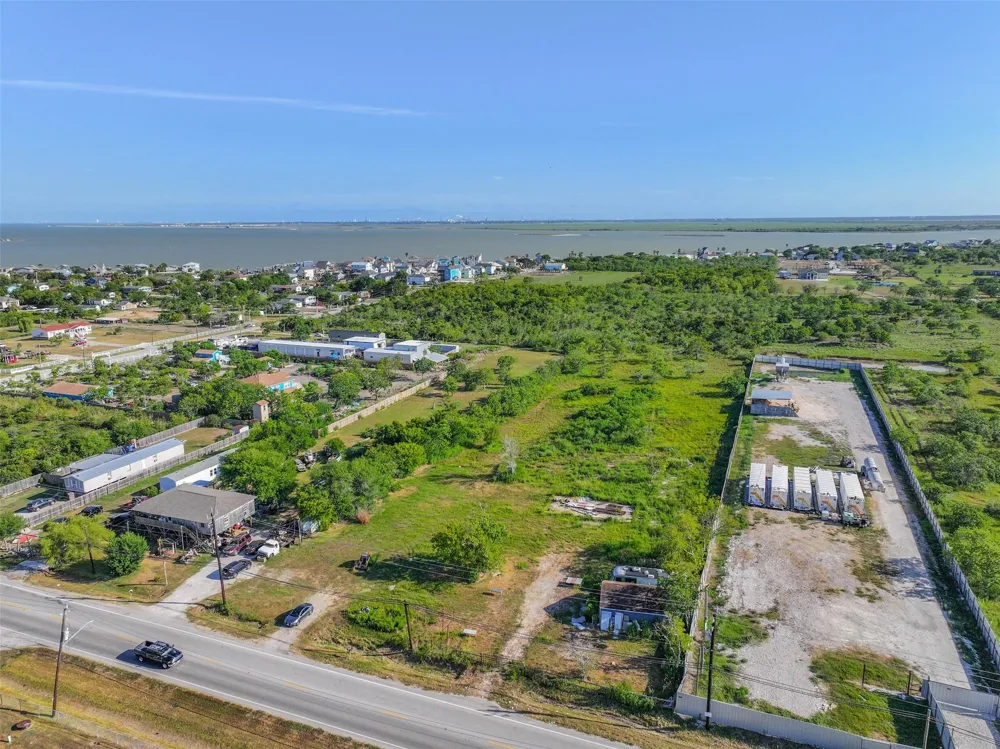 2375 E Fm 517 San Leon, TX 77539