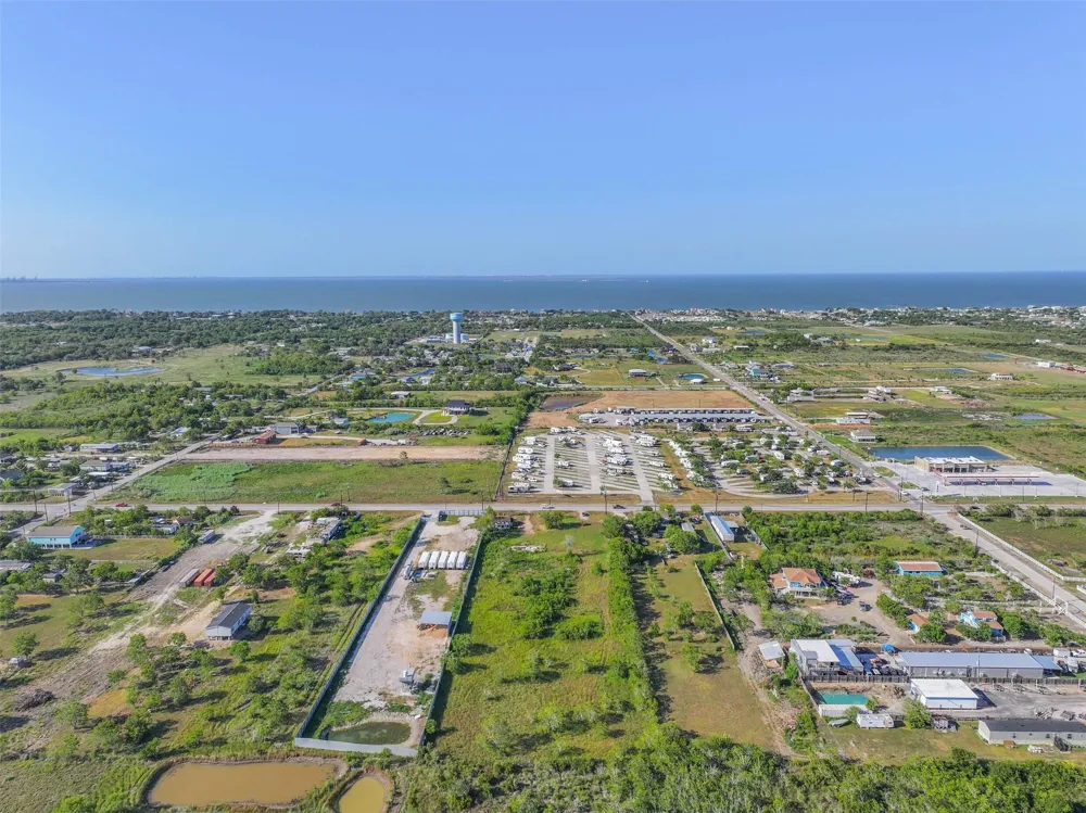 2375 E Fm 517 San Leon, TX 77539