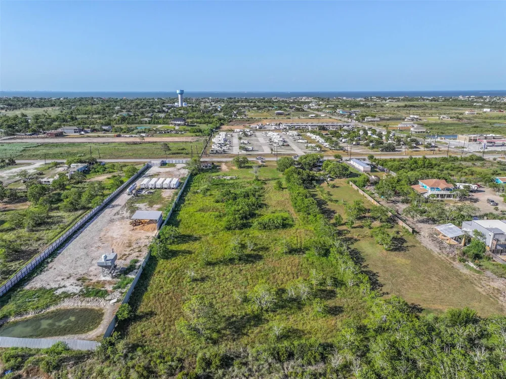 2375 E Fm 517 San Leon, TX 77539