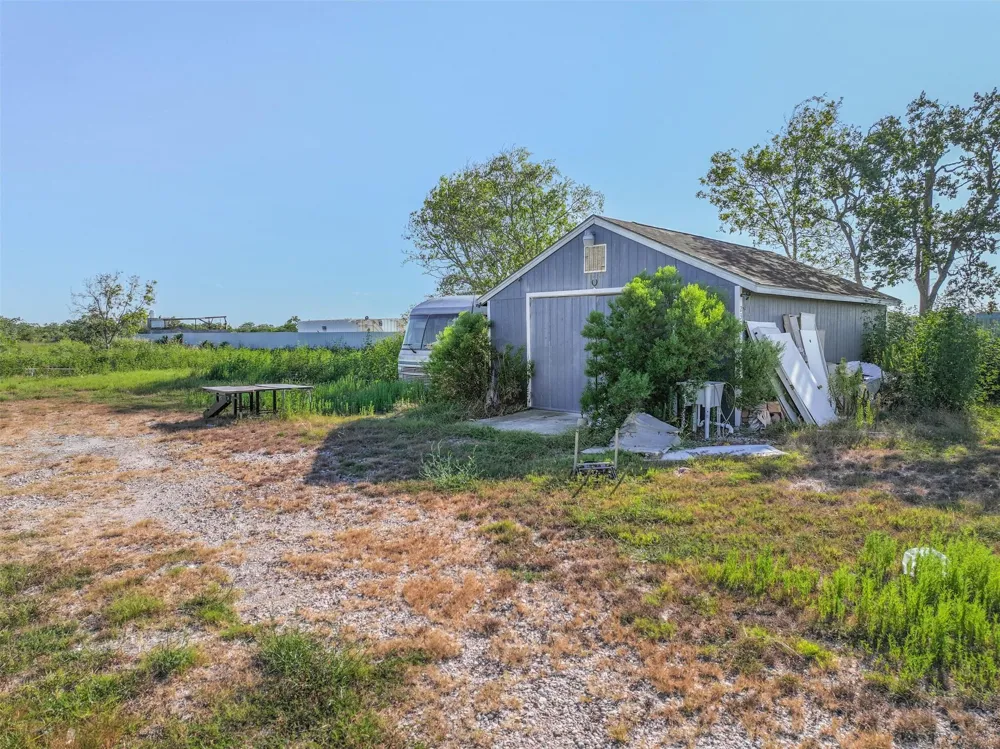 2375 E Fm 517 San Leon, TX 77539