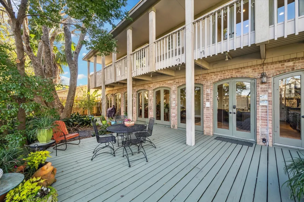 5 Harbor Lane Kemah, TX 77565
