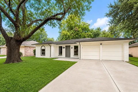 13619 Elm Court