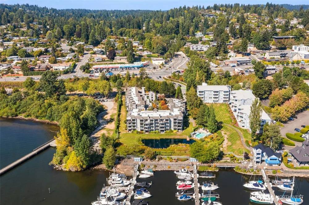 6121 NE 175th Street #C201 Kenmore, WA 98028