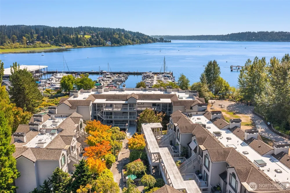 6121 NE 175th Street #C201 Kenmore, WA 98028