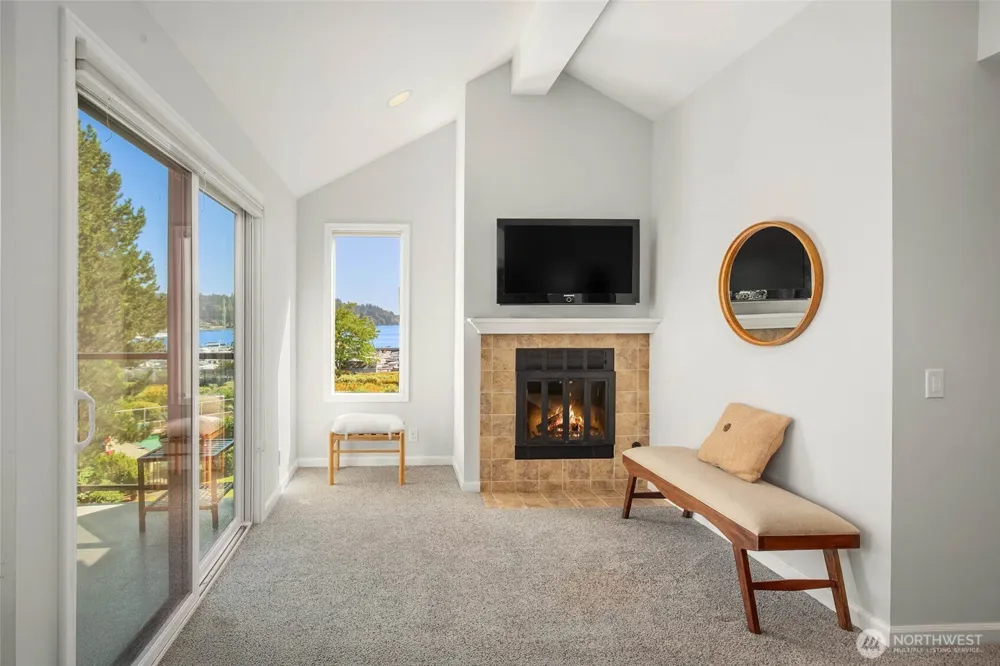 6121 NE 175th Street #C201 Kenmore, WA 98028